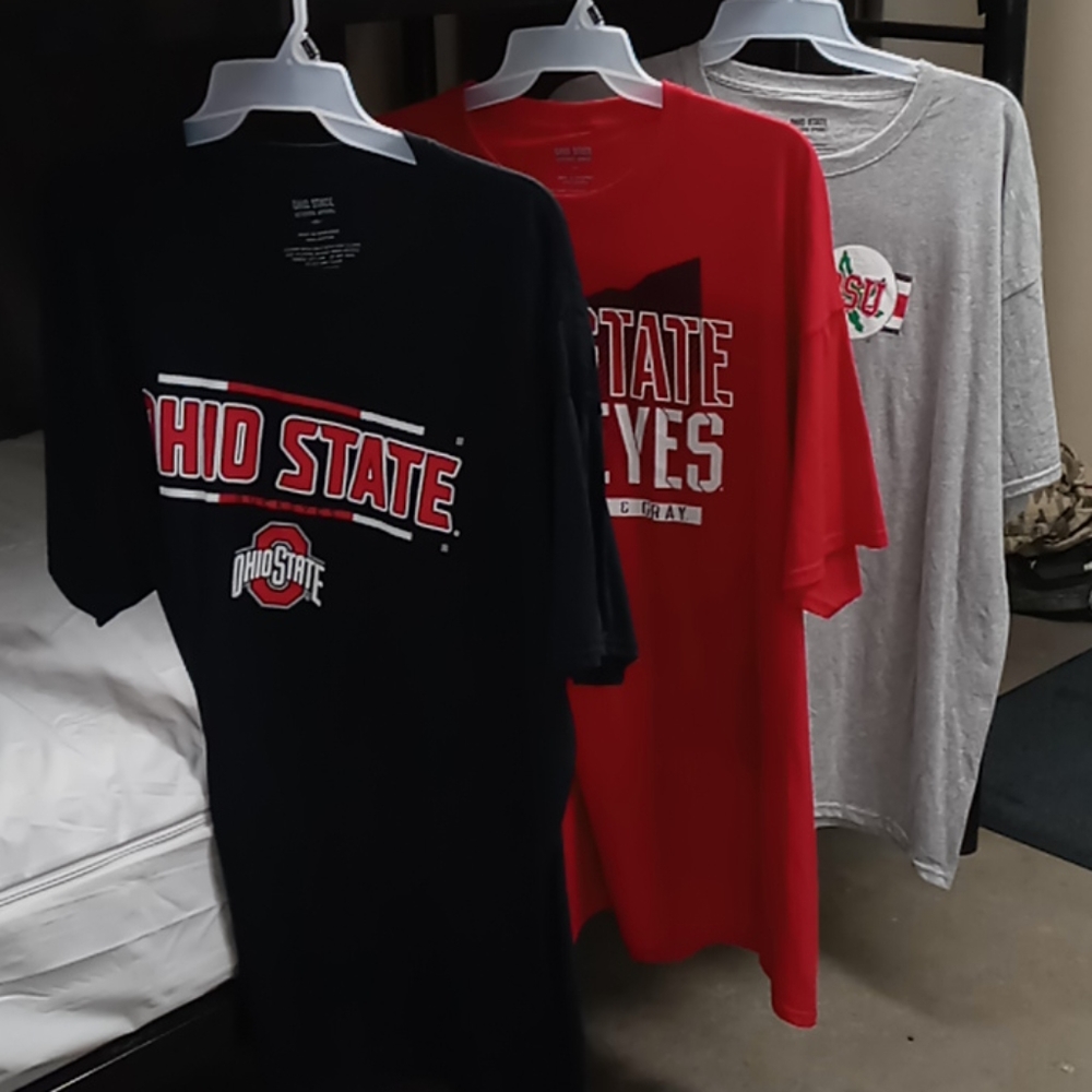 3 OHIO STATE 3x t shirts one blk. Red. And grey.